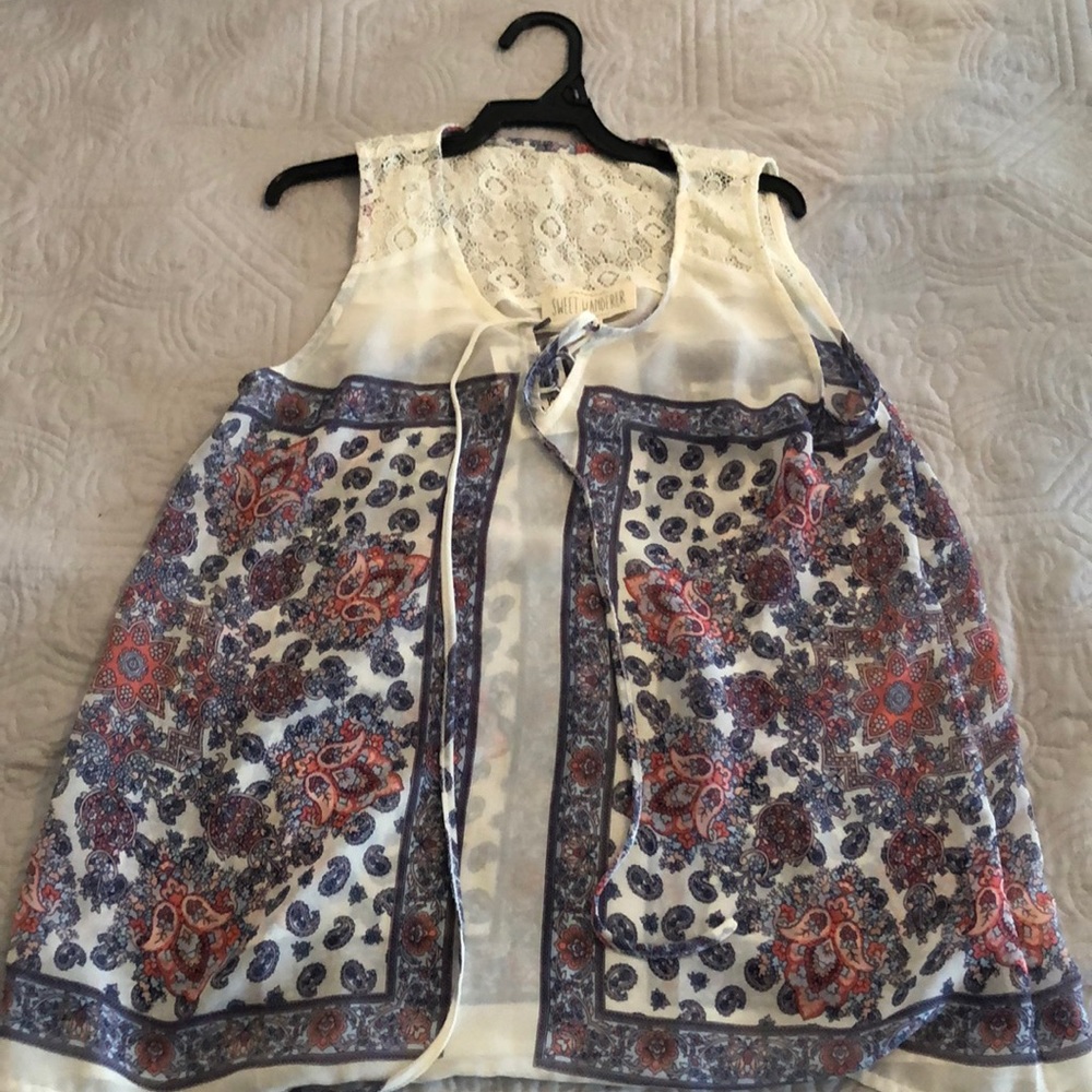 Flowy tank top with paisley and flowers